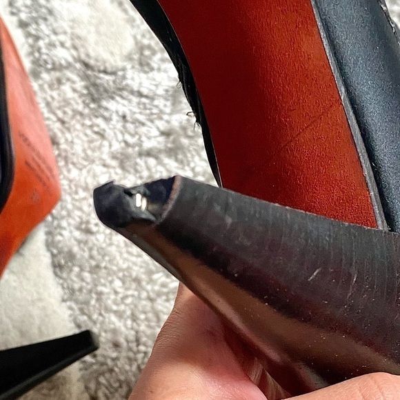 Donald J Pliner Pointed toe ankle heeled booties size 8.5 - Picture 8 of 13